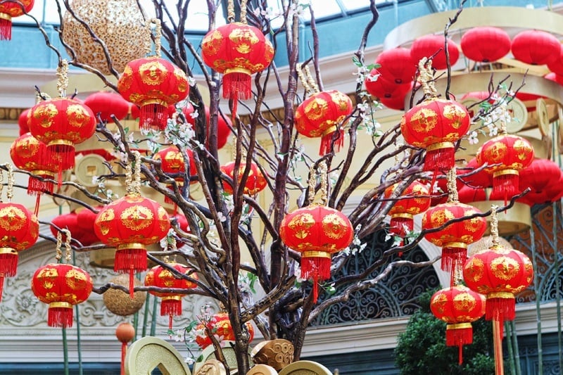 Bellagio Chinese lanterns