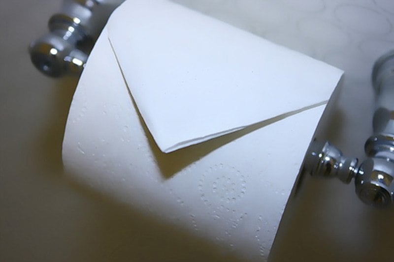Hotel courtesy fold