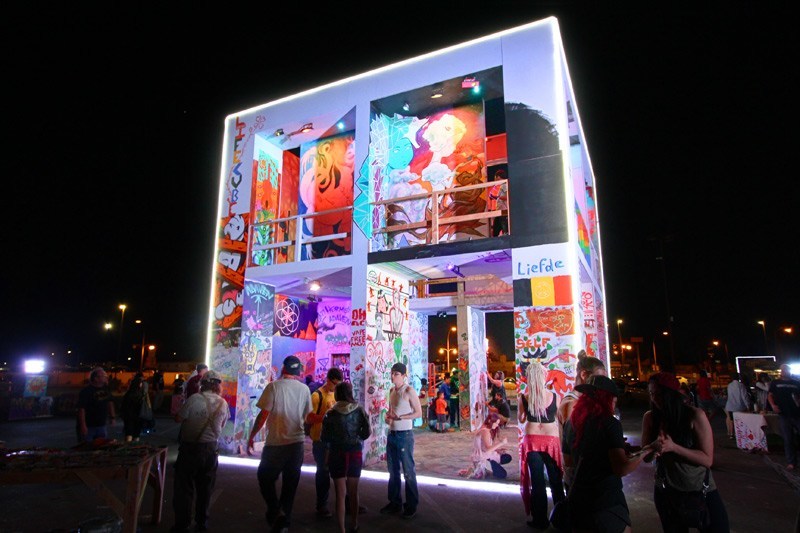 Life Cube