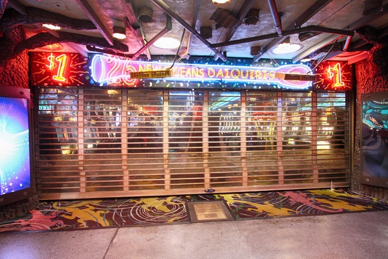 La Bayou closed