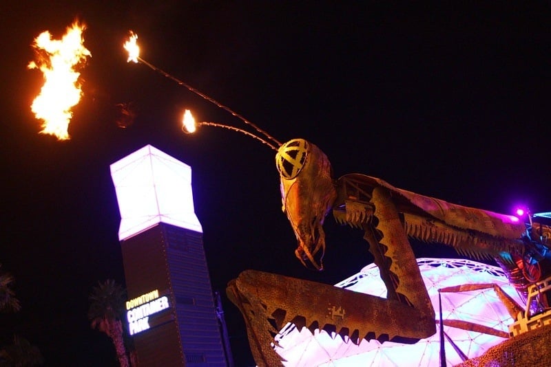 Container Park mantis