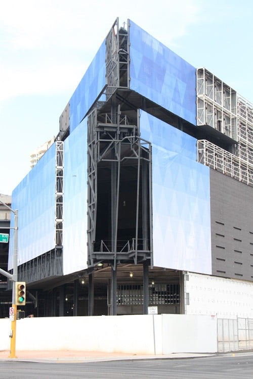 Fontainebleau Las Vegas wrap