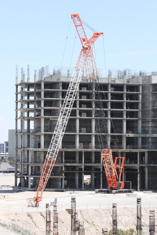 Resorts World crane