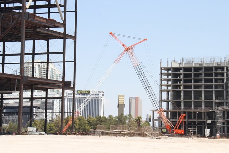 Resorts World crane