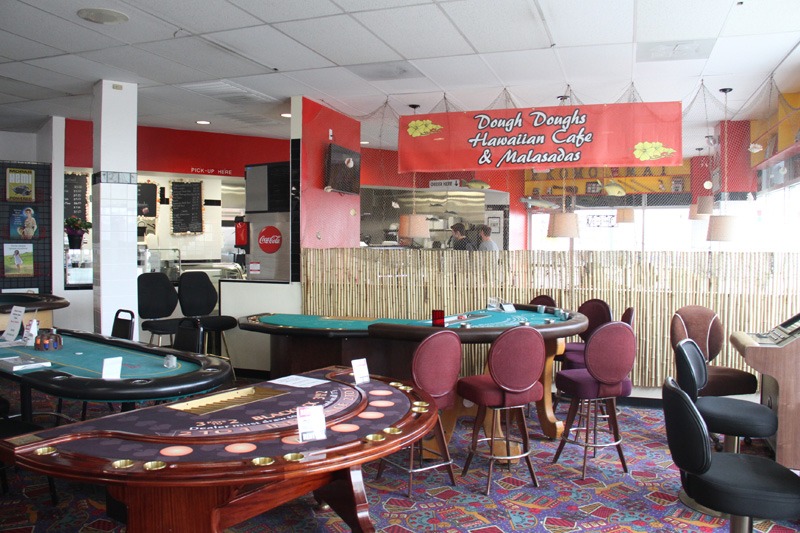 Dough Dough's Hawaiian Cafe