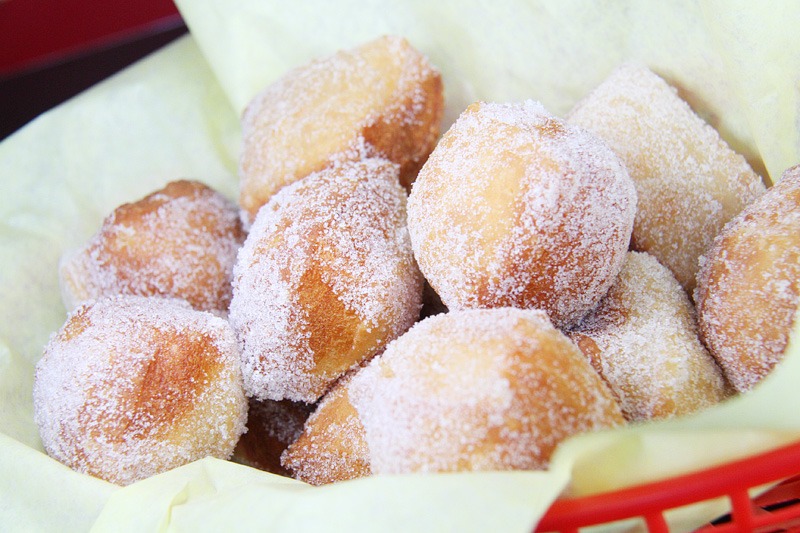 Dough Dough's Hawaiian Cafe