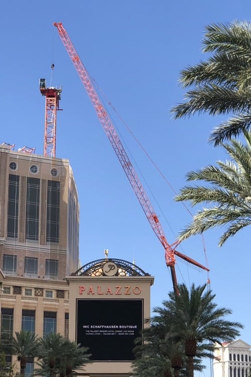 Venetian cranes