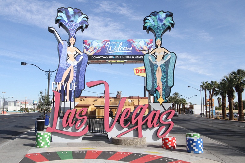 Downtown gateway sign