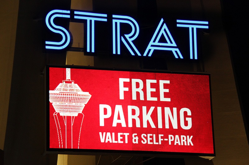 Strat free parking