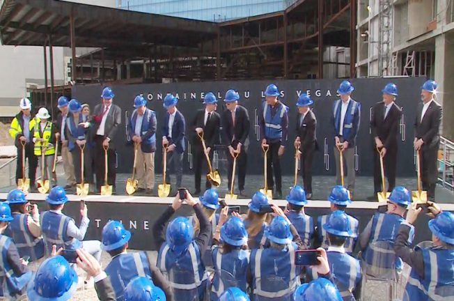 Fontainebleau Las Vegas News Conference High on Wind, Light on News