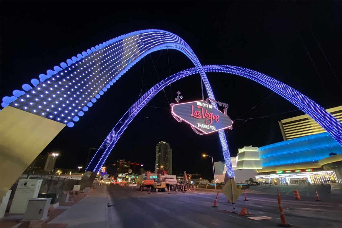 50-foot showgirls on city's gateway to downtown Las Vegas to be lit up  Wednesday