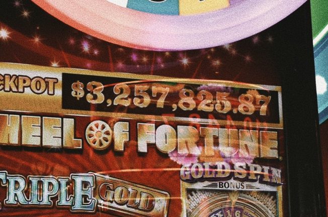 Player Hits $3.3 Million Jackpot at Bellagio