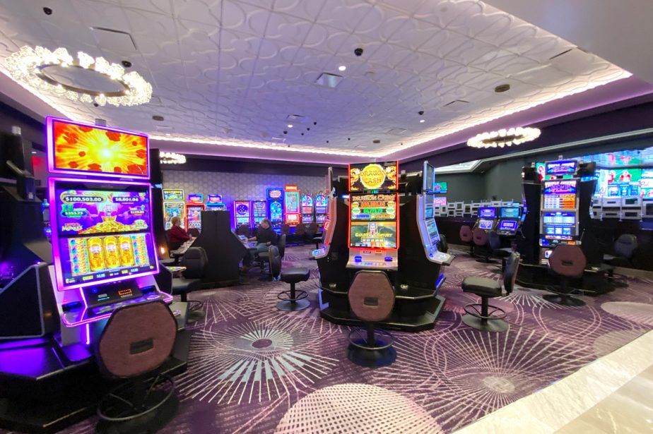 Harrah's Newness High Limit Slots, Donny Extended, The Lounge and More