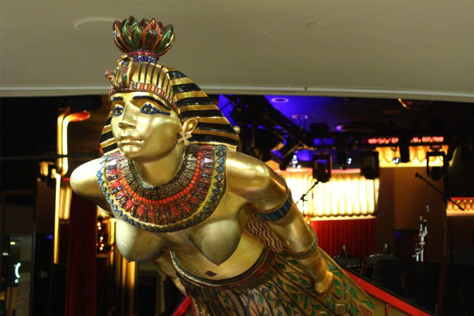 Iconic Cleopatra Statue Removed at Caesars Palace