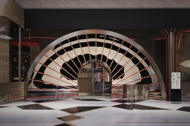 Resorts World to Open Copper Sun Hot Pot Spot