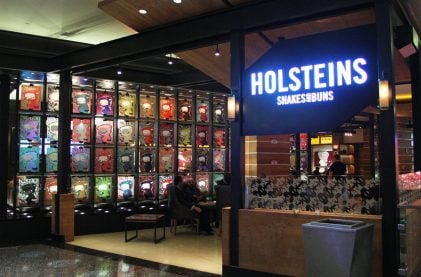 Holsteins to Close at Cosmopolitan