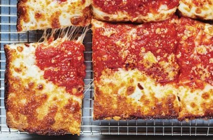 Swingers at Mandalay Bay Will Feature Emmy Squared Pizza