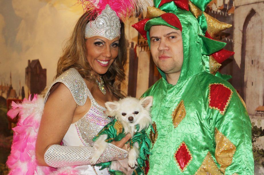 Strip Headliner Mr. Piffles Goes to Great Dog Park in the Sky