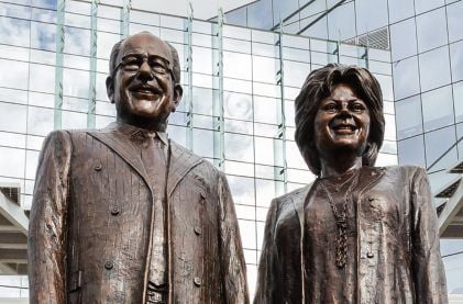 Mayors Goodman “Honored” With Mortifying Statue and Nobody’s Talking About It