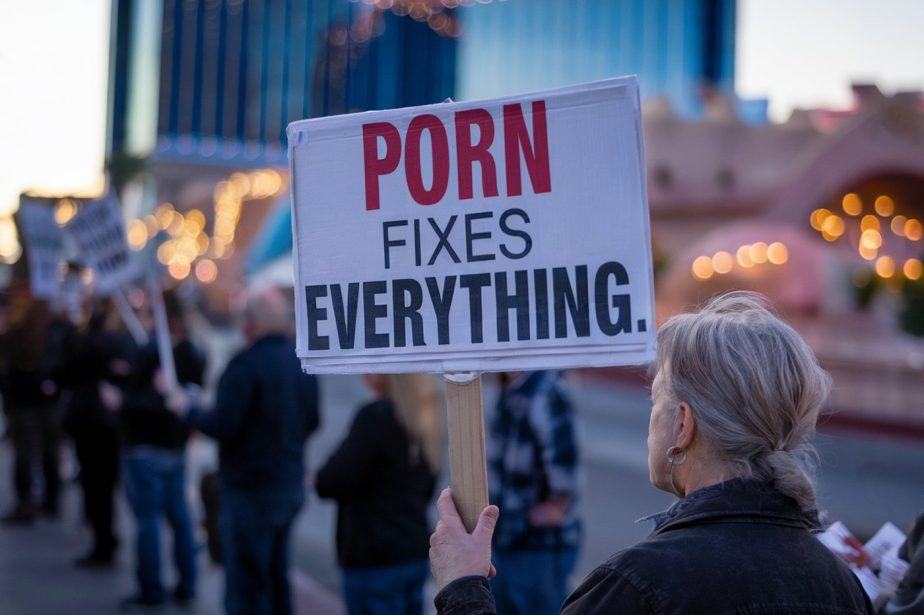 Culinary Strike to End at Virgin, Just in Time for Porn Convention [Updated]