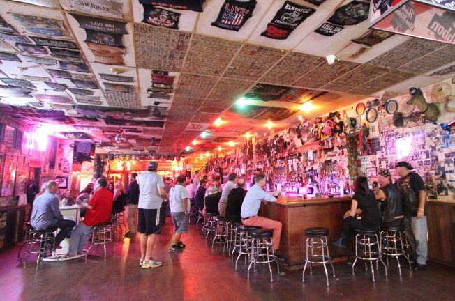 Confirmed: Hogs & Heifers to Close Downtown