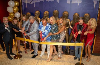 “Crazy Girls” Statue Begins Long-Term Residency at Circa