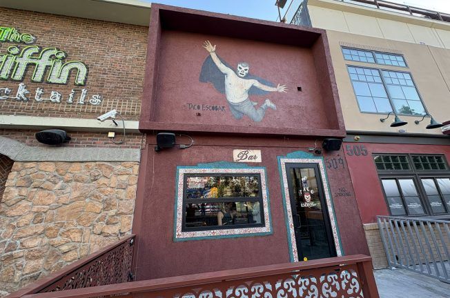 Taco Escobar Opens on East Fremont Street