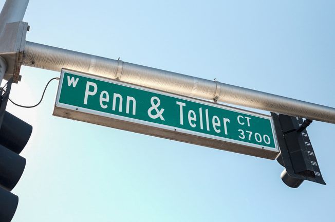 Penn & Teller Court the Media With Street Renaming in Their Honor