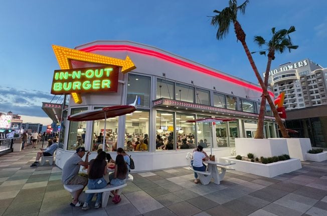 Bigass In-N-Out Opens at BLVD Mall on The Strip, Cue Outsized Hoopla