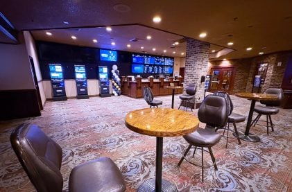 Binion’s and Four Queens Get Boomer’s Sportsbooks